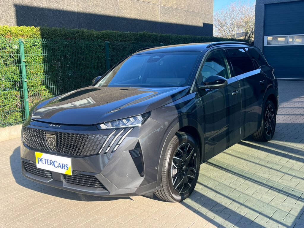 PEUGEOT 5008 GT