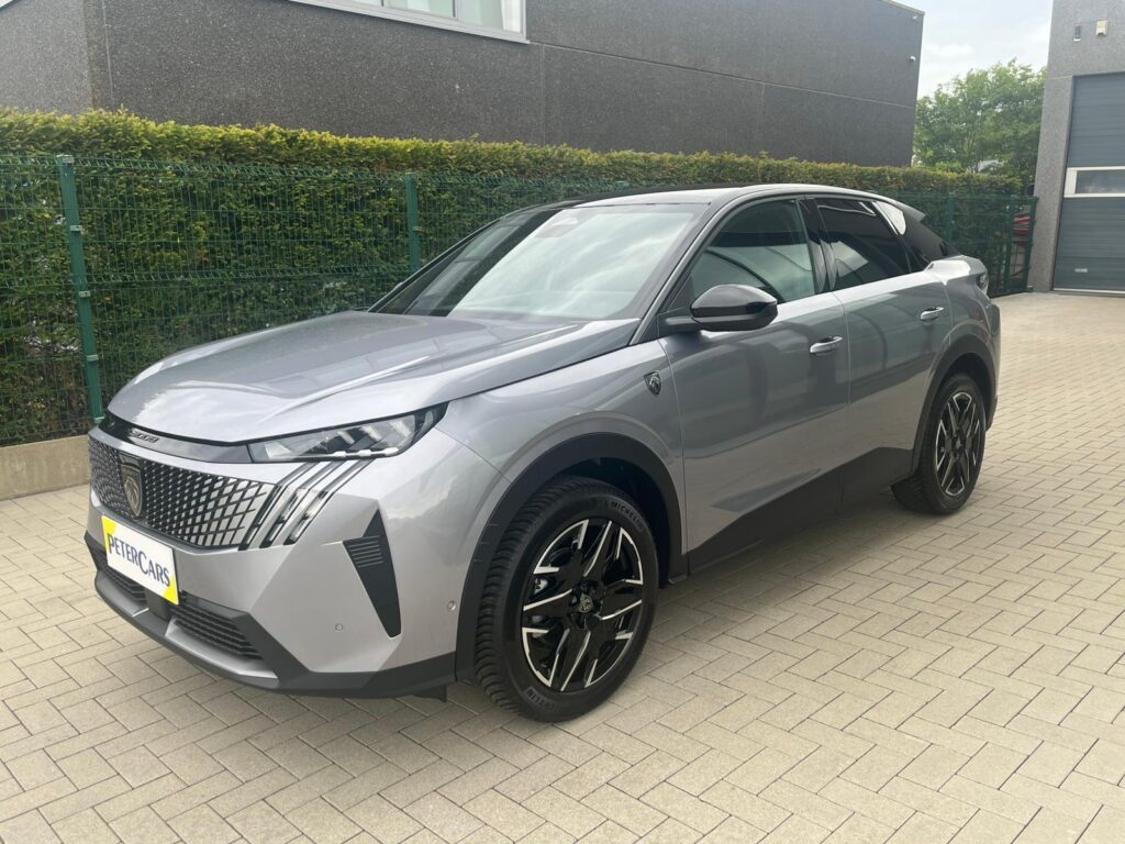 PEUGEOT 3008 GT