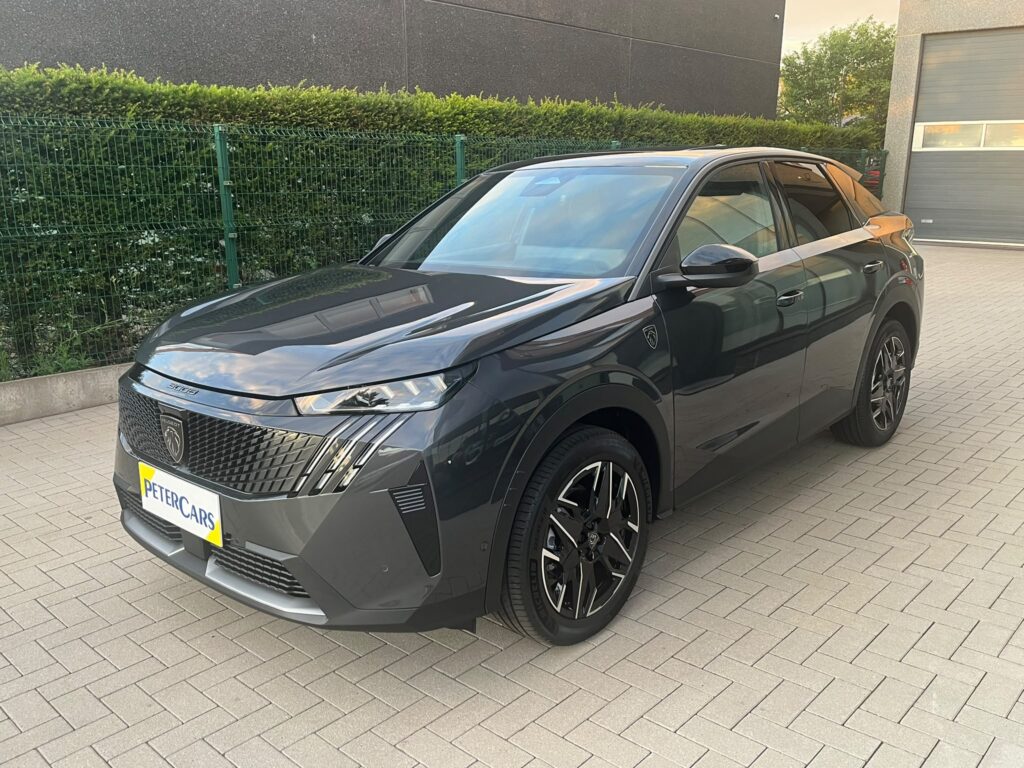 PEUGEOT 3008 GT EXCLUSIVE MILD HYBRIDE
